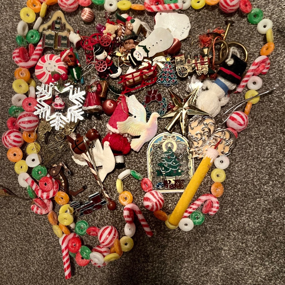 Ornaments Vintage mcm Festive Christmas Ornament Collection